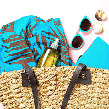 How to Pack for the Beach: Essentials